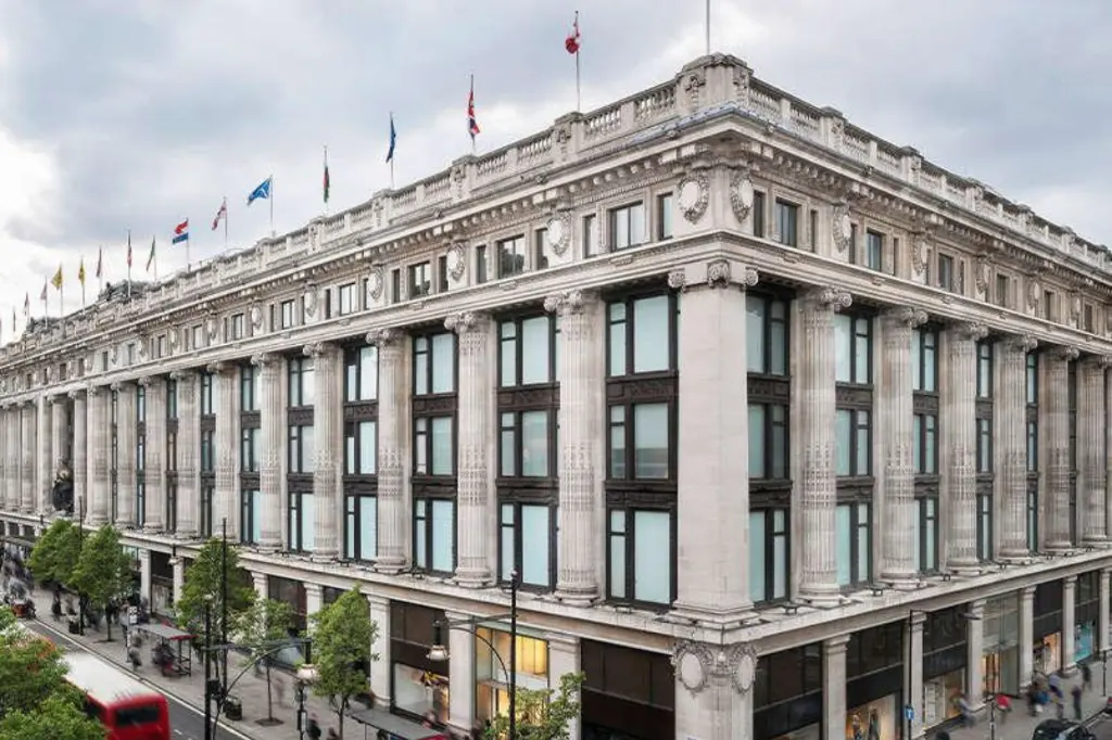 selfridges3.webp