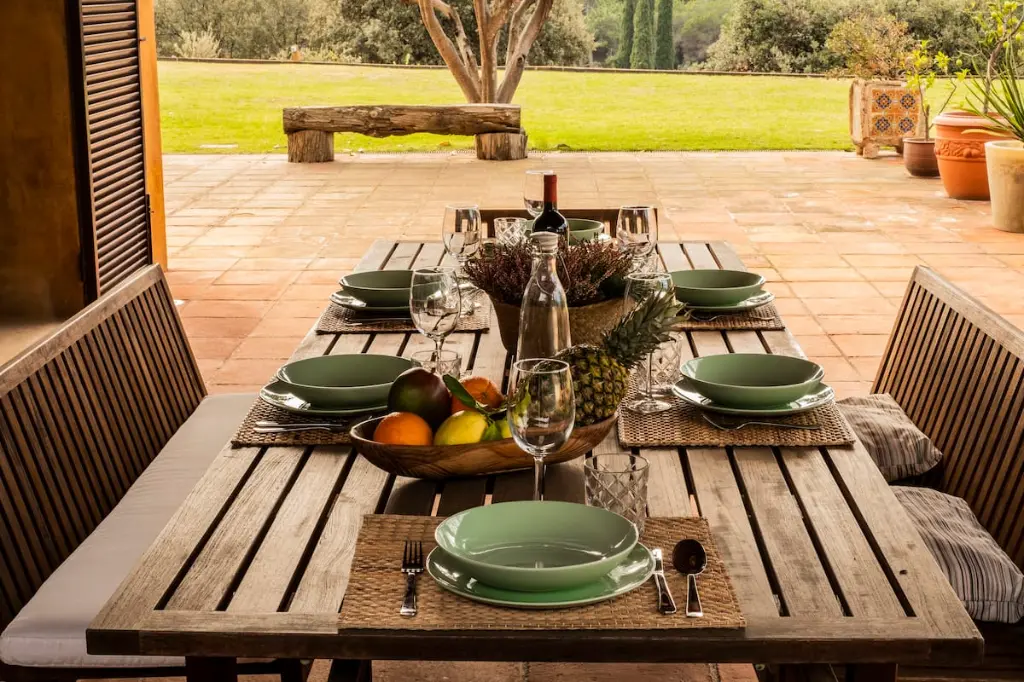 outdoor2.webp