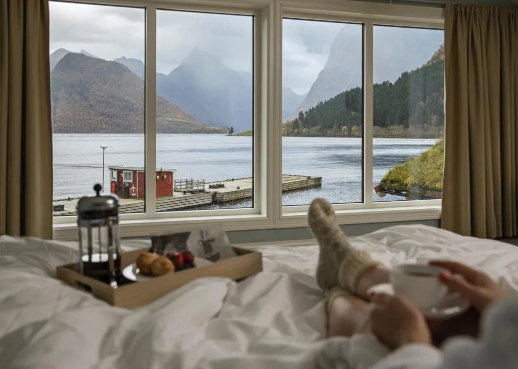 Nordic Elegance: A Bespoke 5-Night Fjord Odyssey for 2 people (Summer or Winter)
