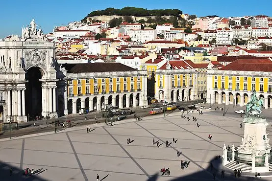 Lisbon City Escape: 6 Night stay with Culinary and Sunset Experiences