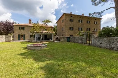 [EXD00182] A Week In A Sumptuous Tuscan Villa Farmhouse For Up To 8 People