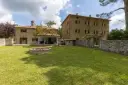A Week In A Sumptuous Tuscan Villa Farmhouse For Up To 8 People