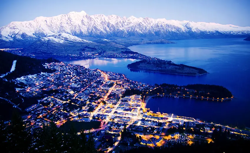 Luxury New Zealand Adventure for 2 – 5 Nights Across Wellington & Queenstown